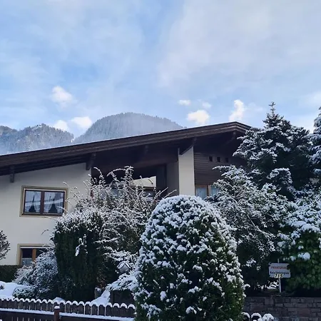 Ferienwohnung Berggluck Apartamento *